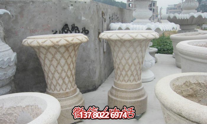 聚焦傳統文化，打造完美的自然景觀——大理石花籃花盆雕塑系列